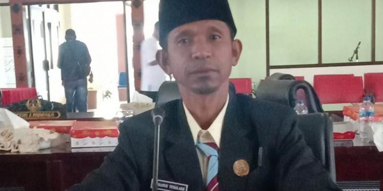 Komisi I DPRD Kabupaten TTS Desak Kades Oelet Bayar Upah Operator Desa Tahun 2019