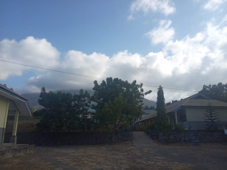Sekolah Menengah Kejuruan (SMK) Witihama yang berlokasi di Desa Watoone, Kecamatan Witihama, Kabupaten Flores Timur, NTT / Foto : BentaraNet