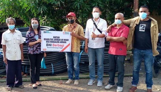 Selain di Kawela, RVI dan Bank BNI Juga Serahkan Bantuan Jaringan Pipa Air Bersih di Desa Mangaaleng