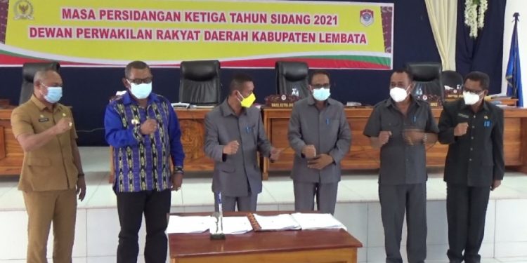 Seluruh Fraksi DPRD Lembata Setujui Ranperda Perubahan ABPD, Ini Catatan Fraksi Golkar dan PKB