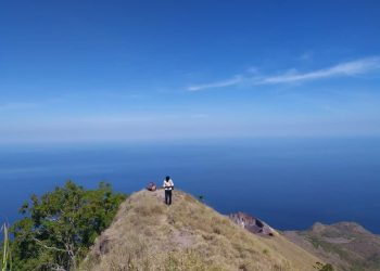 Meletus Dalam Laut, Status Kompleks Gunung Ile Werung Naik ke Level Waspada