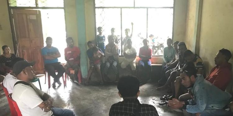 Komunitas Taman Daun Buka Kelas Belajar Bahasa Inggris Perdana di Adonara