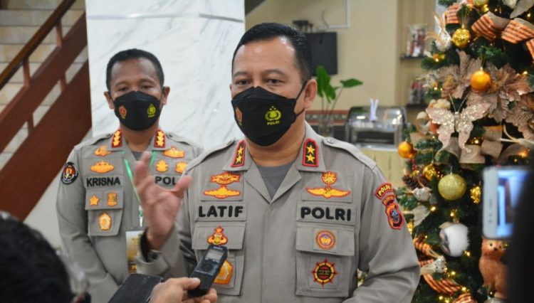 Kapolda Nusa Tenggara Timur Irjen. Pol. Drs. H. Lotharia Latif, S.H., M.Hum / Sumber Foto : metrobuananews.com