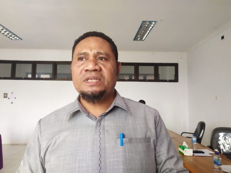 Anggota Komisi I DPRD Kabupaten Lembata, Paulus Makarius Dolu / Foto : BentaraNet
