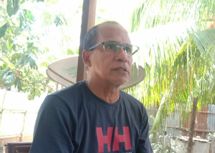 Mantan Pelatih Persebata Maura Hally Betekeneng  / Foto : BentaraNet (Dominikus Karangora)