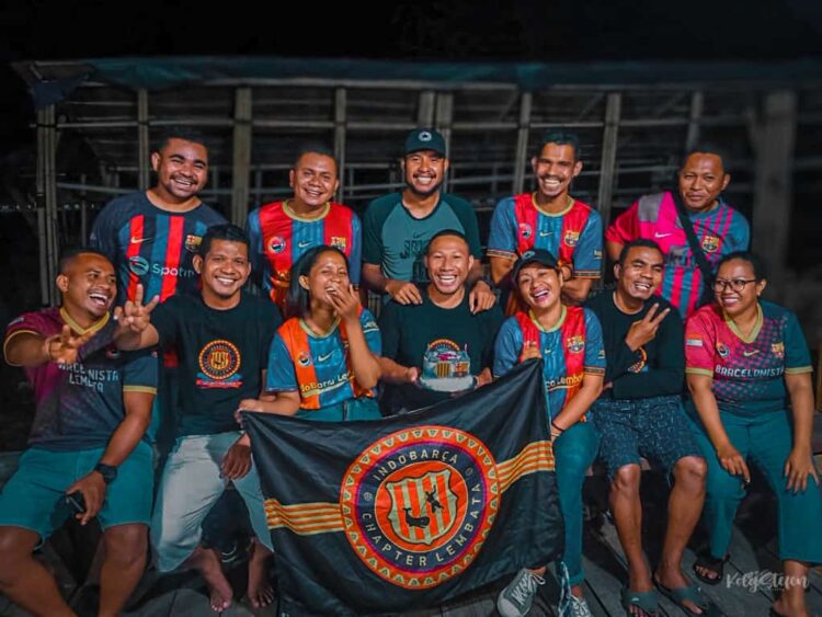 Beberapa anggota Indobarca Chapter Lembata pose bersama / Foto Istimewa