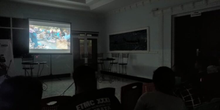 Akting Pemain Film Maria Dolorosa Hipnotis Penonton