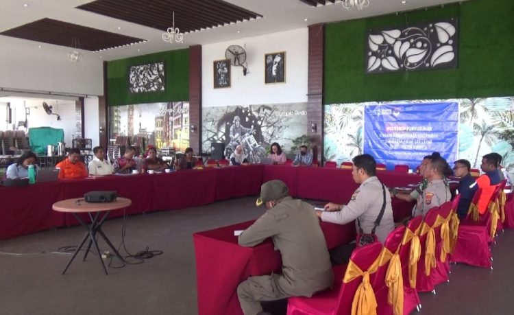 Suasana Workshop Penyusunan Rencana Kesiapsiagaan Bencana Keringan,  Kebakaran Hutan dan Lahan di Kabupaten Lembata, yang digelar Plan Indonesia di Ballroom Olimpic Resto, Kota Lewoleba pada Kamis, 24 Agustus 2023 / Foto : BentaraNet
