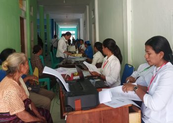 Peringati HUT ke 20, RSUD Lewoleba & Perdami Gelar Operasi Katarak Gratis