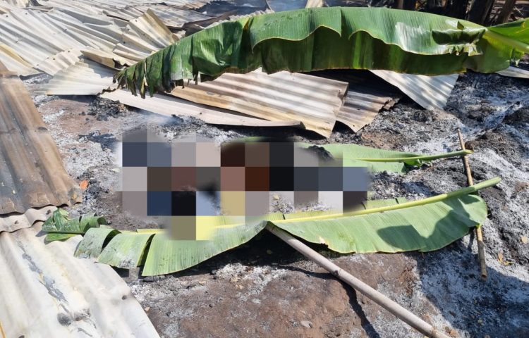 Potongan tubuh mayat warga yang tewas terbakar di Desa Bugalima, Kecamatan Adonara Barat, Flores Timur, NTT akibat bentrok antar kampung  / Foto : Dari berbagai sumber