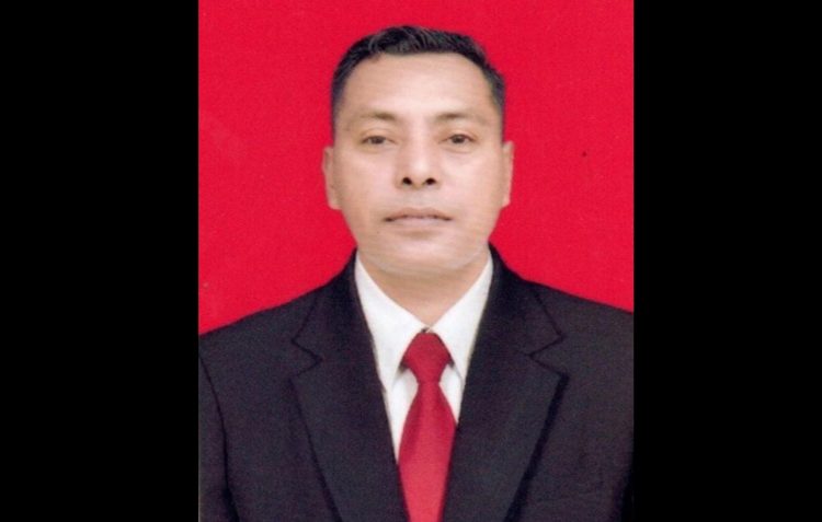 Ketua Tim Solidaritas Tiga Desa, Absalom Buy, S.Pd / Foto : Istimewa