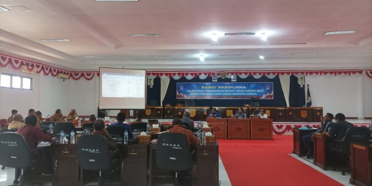 Rapat Gabungan Komisi DPRD Kabupaten Lembata, Selasa (28/10/2025) / Foto : BentaraNet
