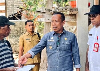 Tinjau Proyek Revitalisasi dan Rehabilitasi Sekolah di Buyasuri, Wabup Nasir Tekankan Kualitas Material dan Standar Teknis